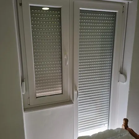 Center Luxury Daisy Apartamento *